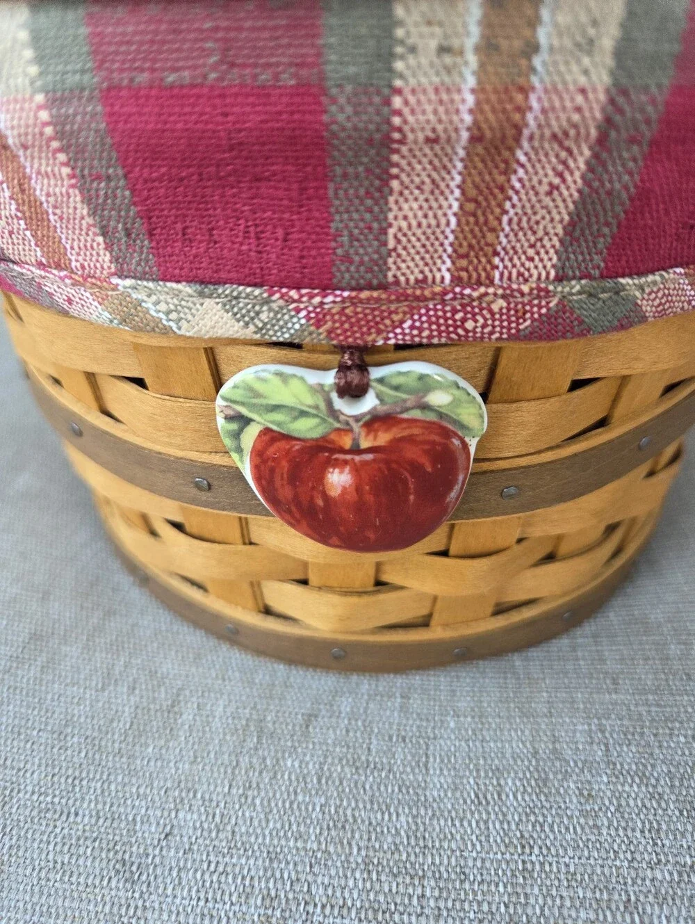 Longaberger Apple Teacher Small Bushell Basket W Plaid  Liner Back To School